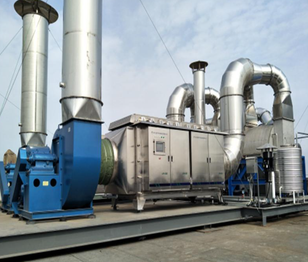 大型VOCs治理設(shè)備現(xiàn)場安裝圖