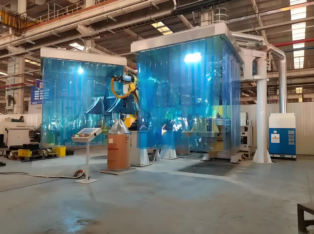 樸華科技除塵器焊接機(jī)器人作業(yè)