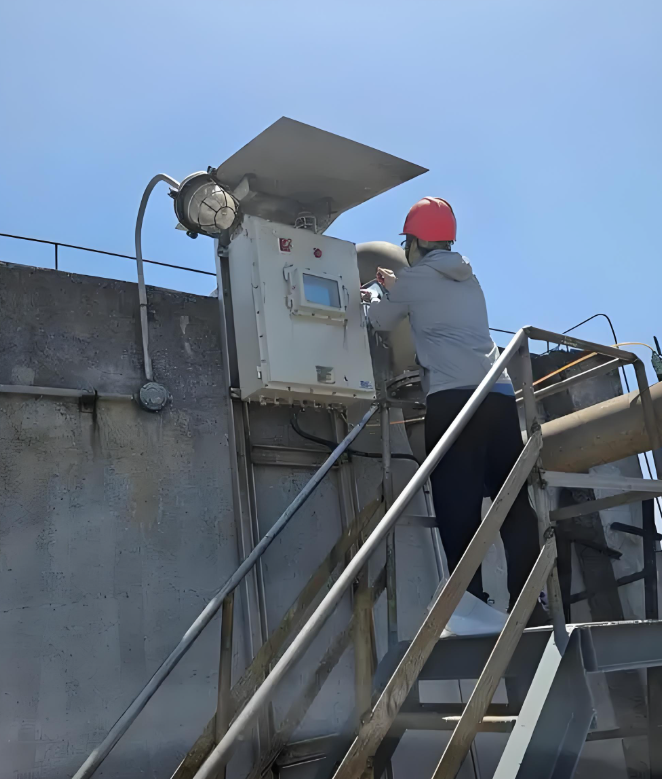 除塵器排放超標(biāo)現(xiàn)場(chǎng)監(jiān)測(cè)圖片